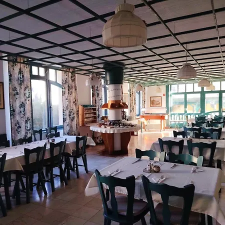 Queen Lisbeth Street Aparthotel 3*