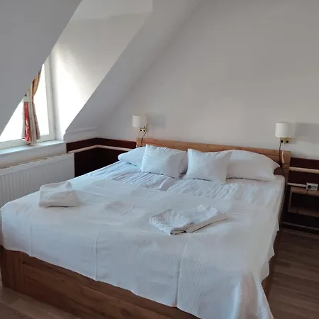 Aparthotel Queen Lisbeth Street Keszthely
